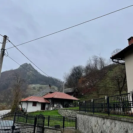 Lejlighed Rudnicka Oaza Mira, Kuca U Podnozju Ostrvice